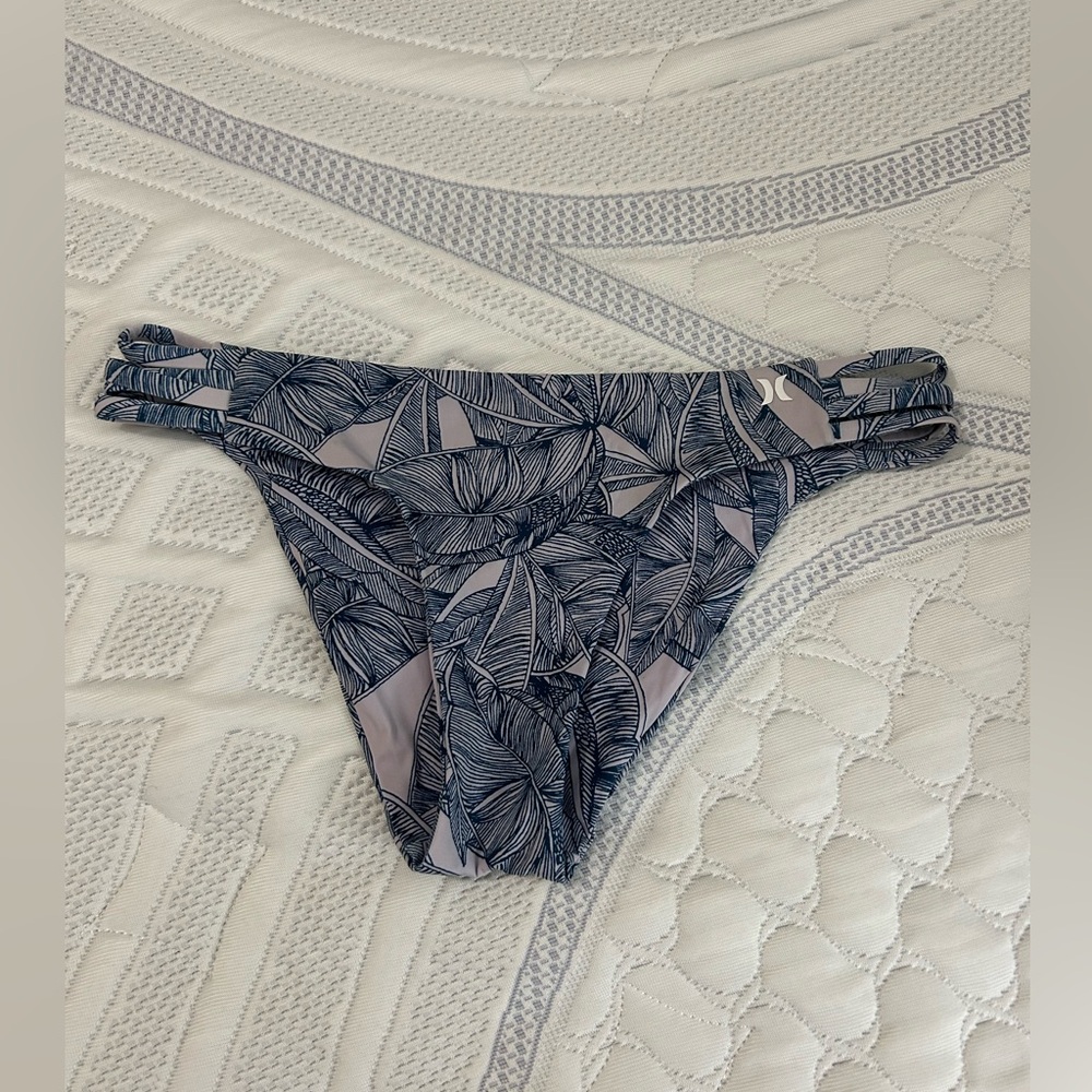 Hurley swim bottoms